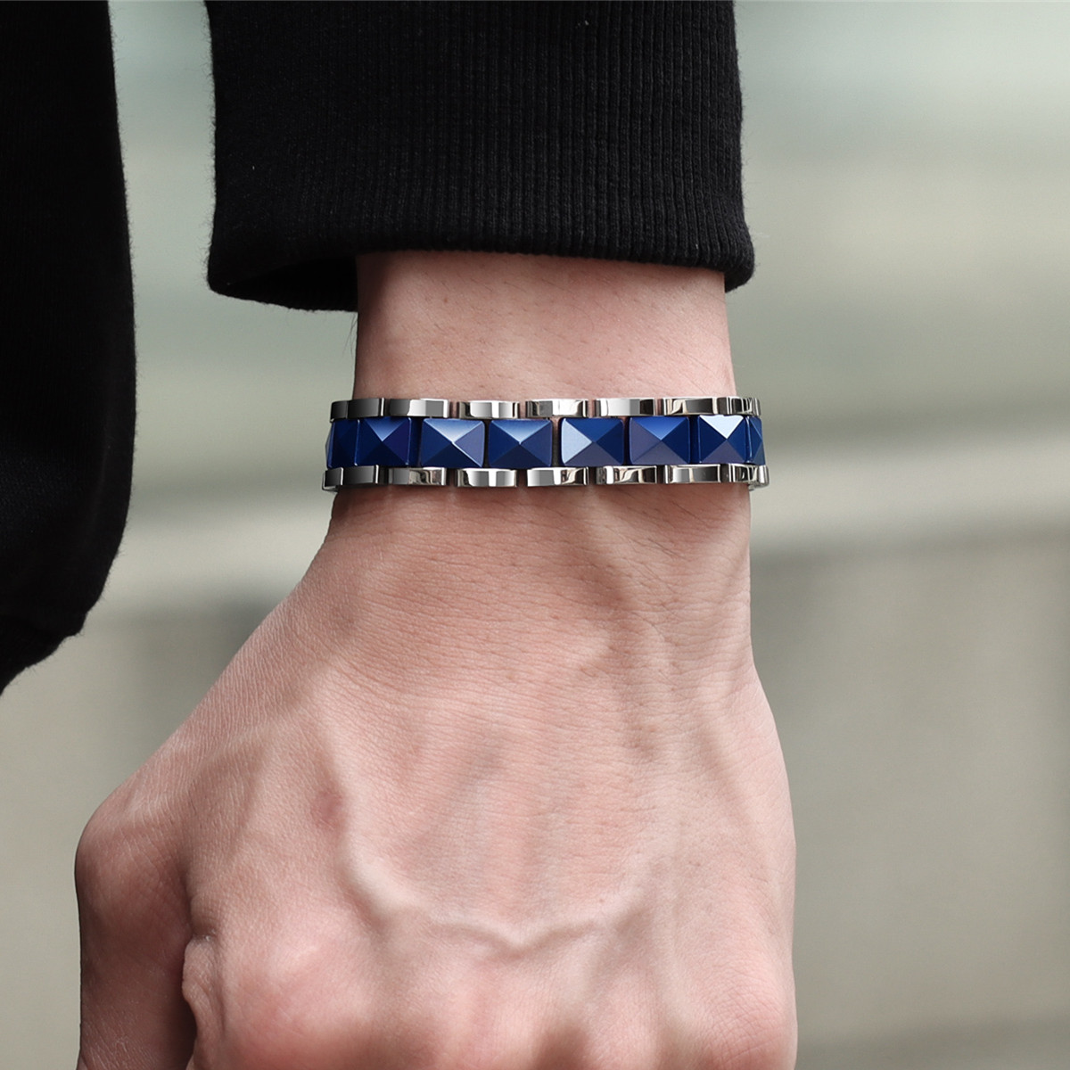 ARADOO Premium Ceramic Titaniu - Ceramic Link Bracelet 评论和价格
