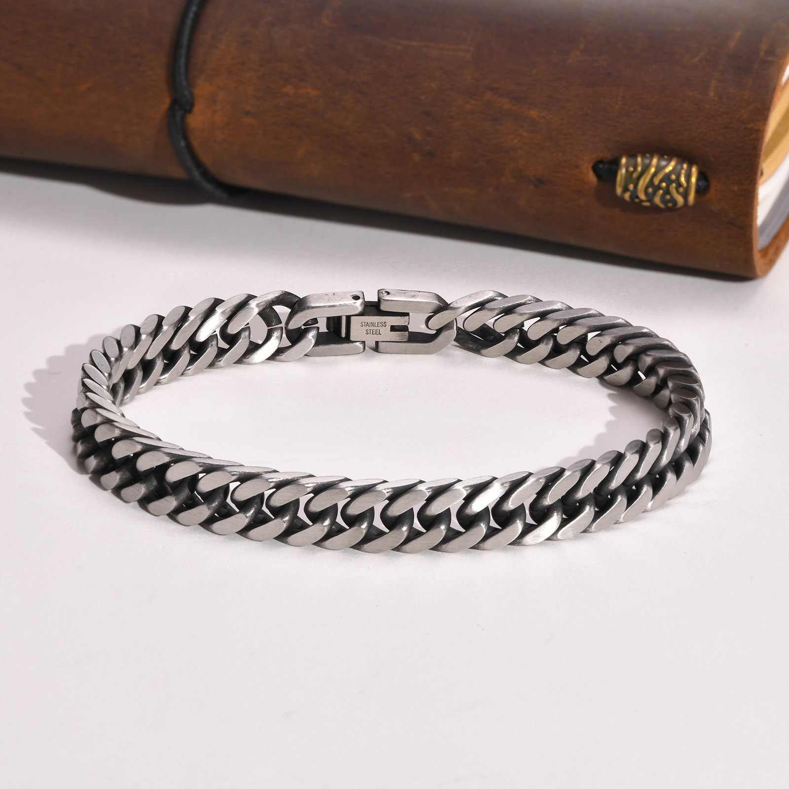 Vnox Chunky Retro Cuban Chain  - Ceramic Link Bracelet 评论和价格